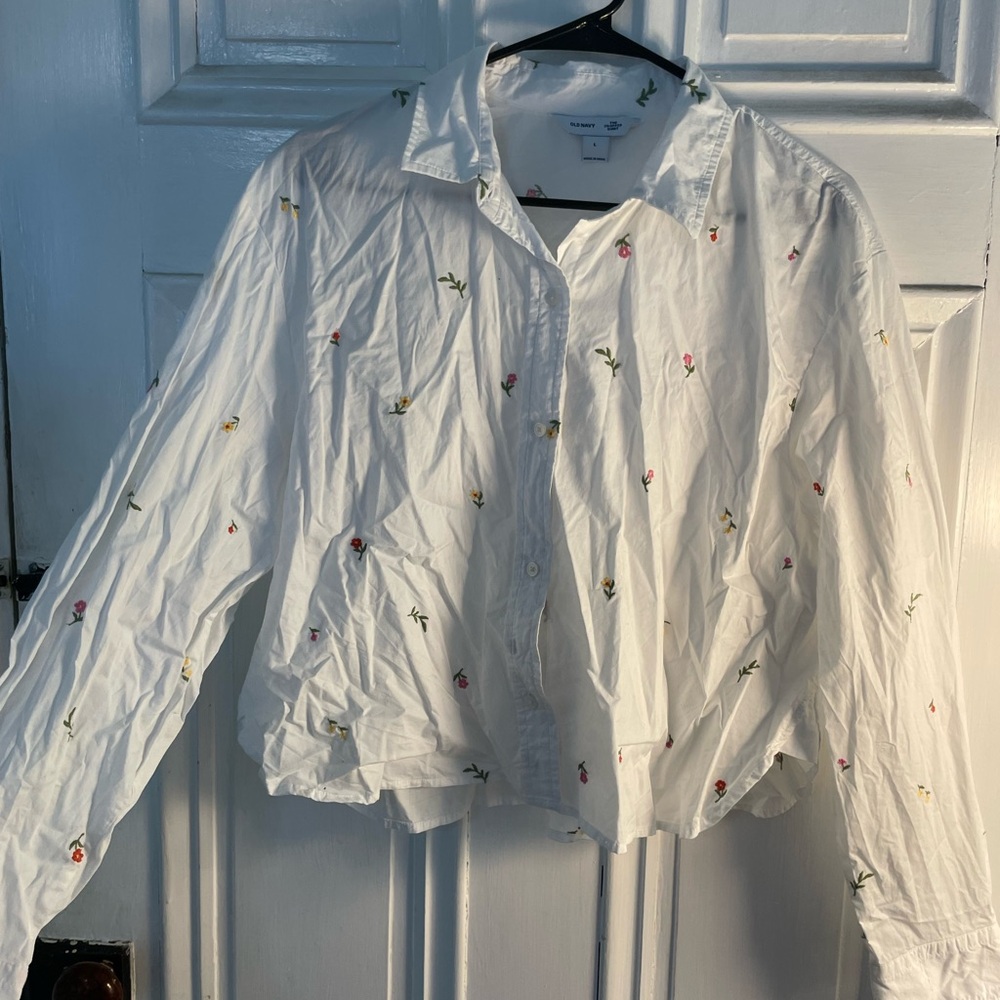 Old Navy White Shirt with Flower Embroidery